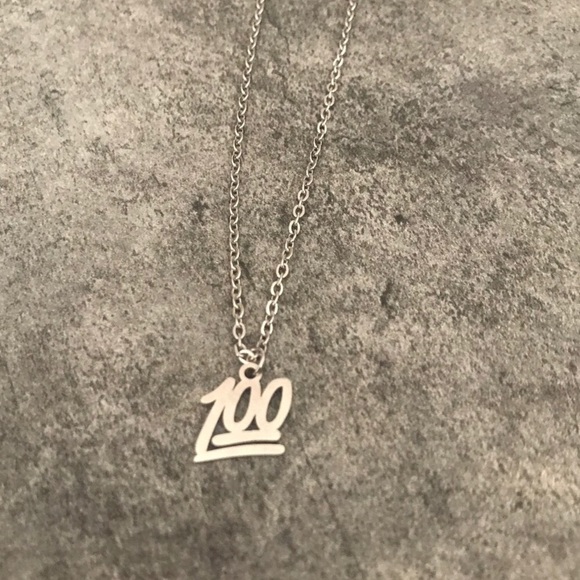 100% 💯 Stainless Steel Necklace - Picture 2 of 6